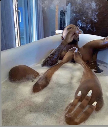 Hmu model pretty pics