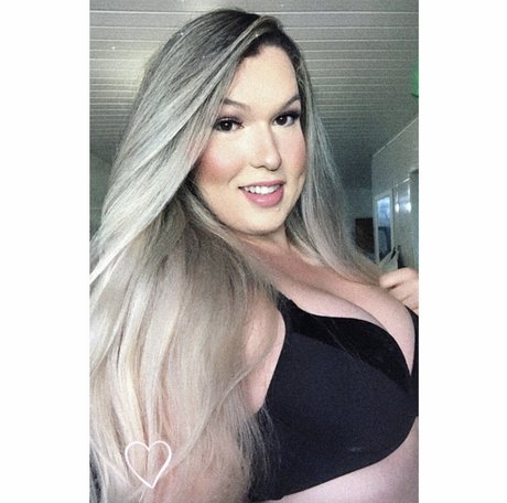 Maria Eduarda model sex picture