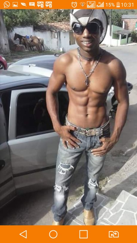 Leozinho oversoud sexy actress image