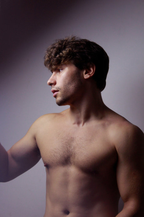 Leo Adonis sexy pornstar image