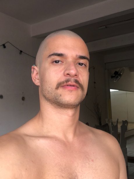 Viciado em Leite sexy model galleries