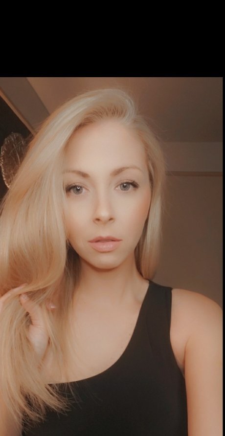 Leigh Anne pornstar erotic galleries