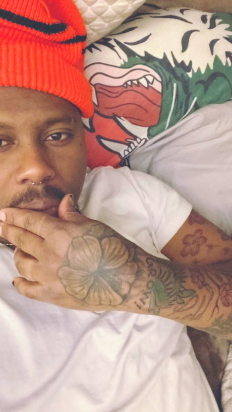 Lee Love star perfect image