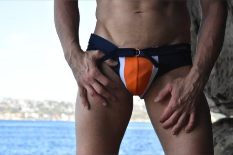 Naked in Nature hd model photo