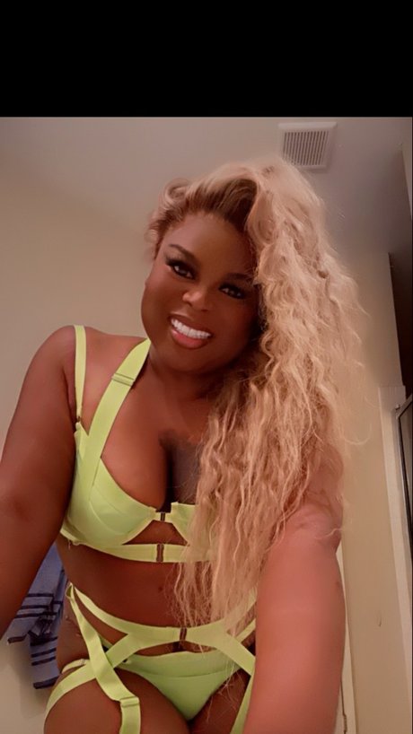 Layla Litt model adult gallery