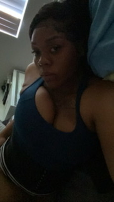 Layani beautiful model photo