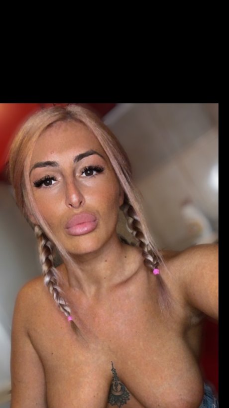 Lavi Lally VIP adult actress images