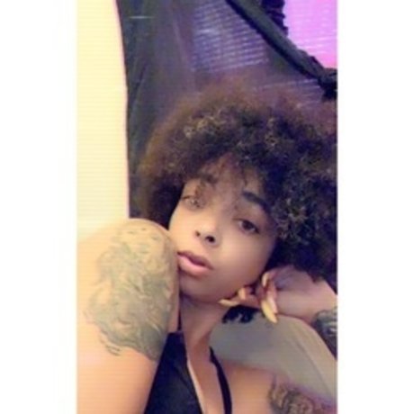 Royalty_ star nice pics