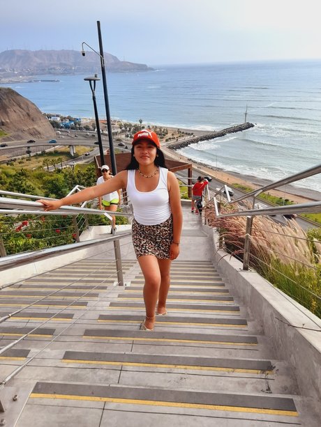 Yamileleon model pretty photo