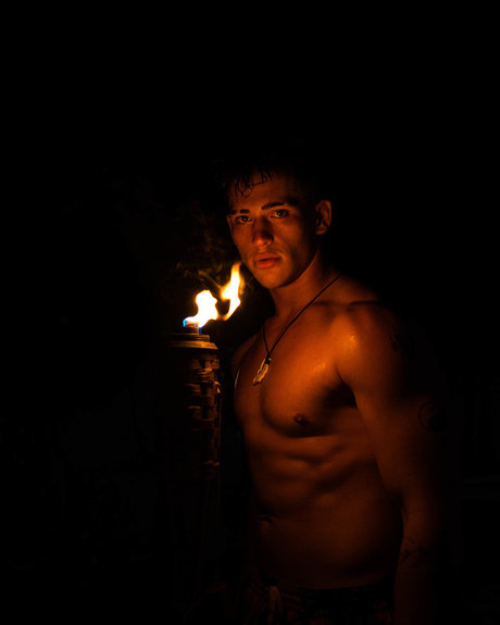 Lioncain naked star pictures