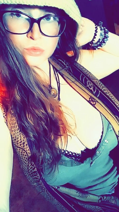 Halien perfect star pictures