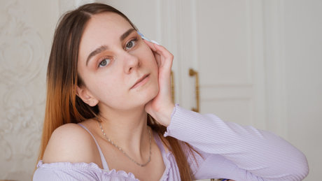 Liliss Floret model naked photo