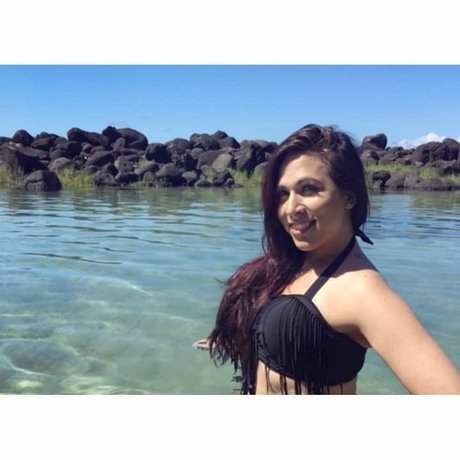 Lili Ryder XXX art star photos