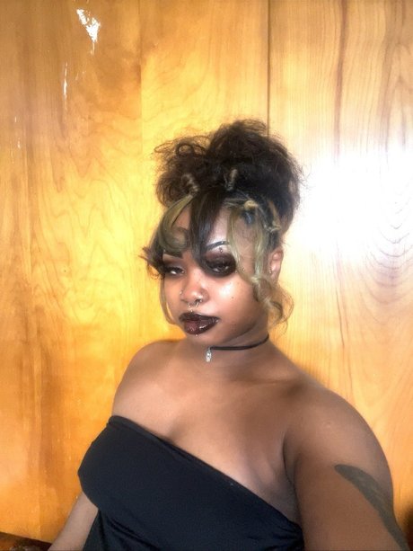 Lilio pornstar hd pic