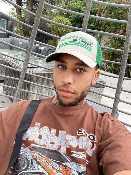 LIL BADDIE CARTER free pornstar archive