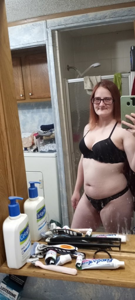 Lover girl1995 model nude photos