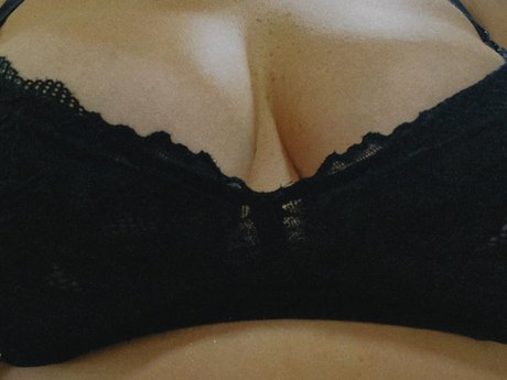 Lou s Nudes model perfect pictures