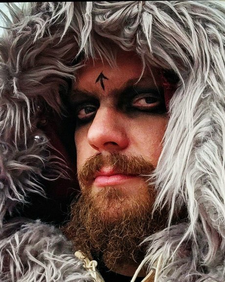 Lord Grimnir nudes model gallery