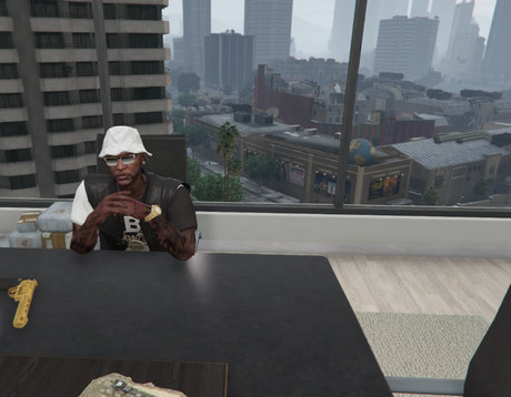 International LongPipe nudes model pics