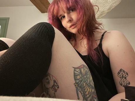 Lizzinked nice model pics