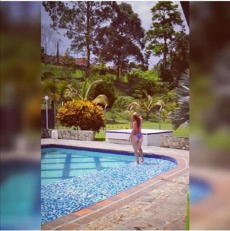 litzyG free pornstar pictures