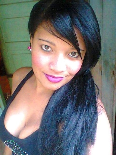 Mayara Oliveira naked star image