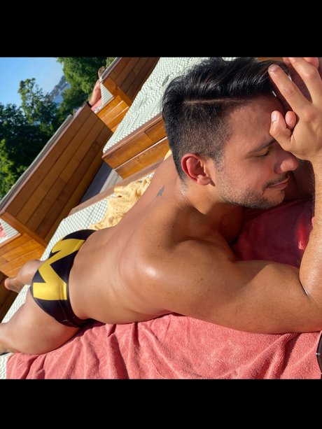 Lyon pornographic star photo