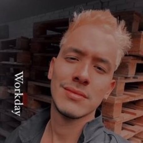 Carlos G art actress pic