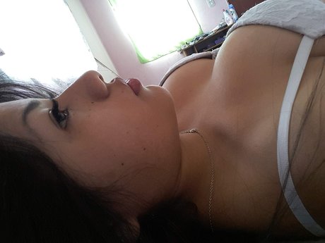 Loa star nude picture