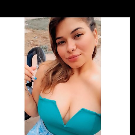 luulipopp sexy model picture