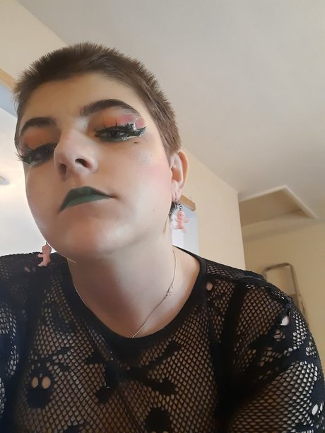 Lun pornstar beautiful pics