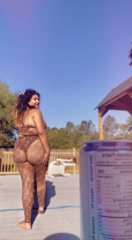 luckyrose naked actress images