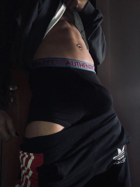 L cifer Boy model nudes galleries