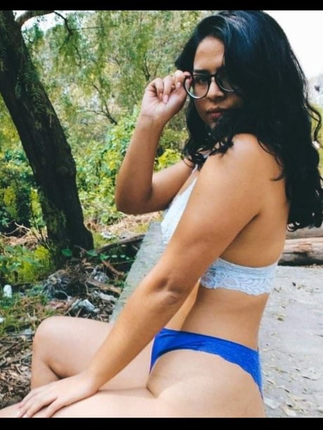 Naked Nature art star pictures