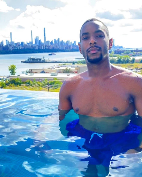 Luca Layne star sexy photos