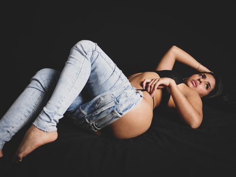 Maria Angel Lovato beautiful actress images