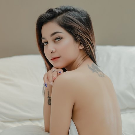 Tiny Dianne_ model perfect pictures