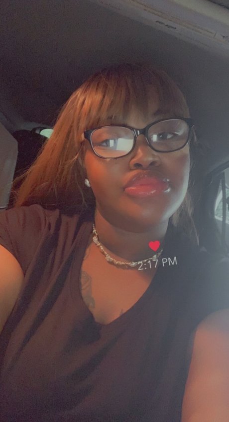 Mara Redd pornstar exclusive pics