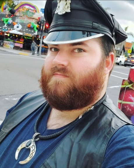 Manly model nude photo