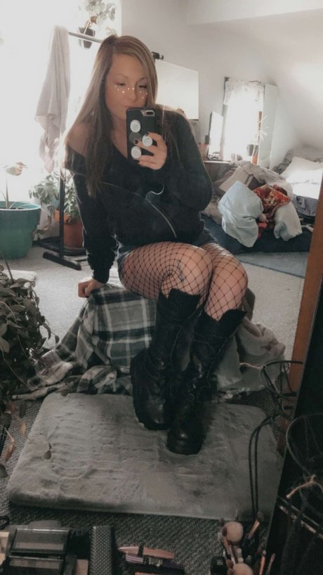 Mander model best pictures