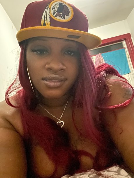 Mandaxxxxx sexy pornstar photo