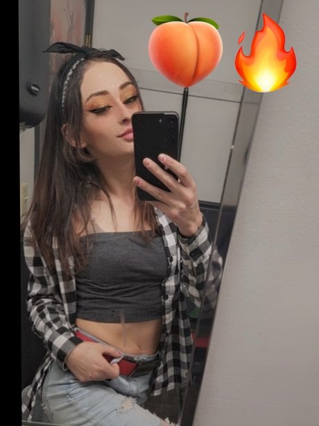 Maryjane Gurule top model image