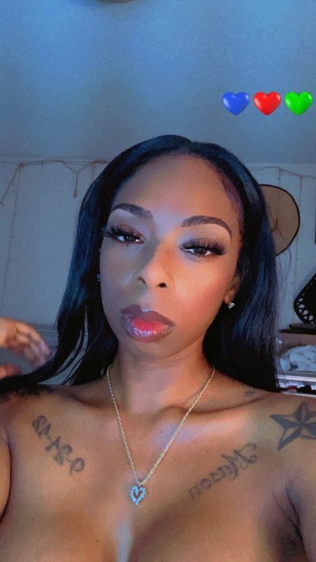 Majestic Face and Body_ porn actress photo