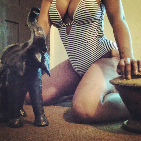 Blu Jay Swan erotic actress pictures