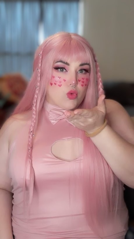 Miss Maeva star nude image