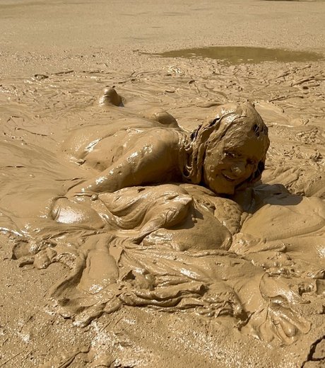 B Maddison s messy adventures top model photos