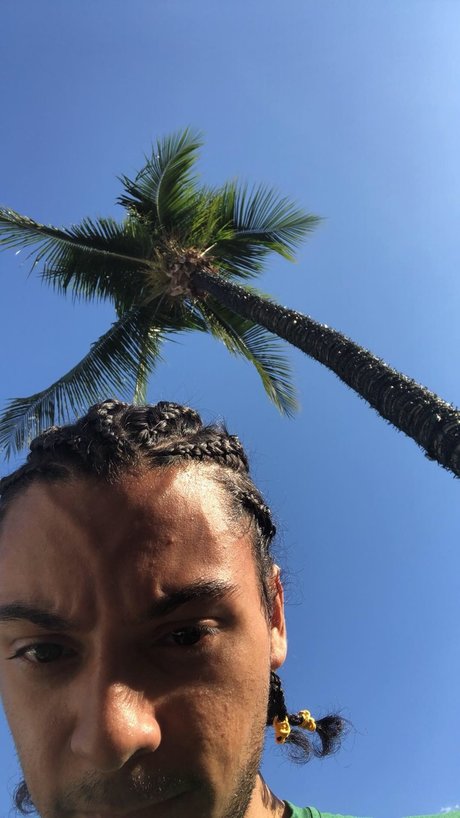 Tom K pornstar nude pics