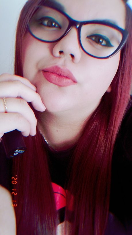 Melannie high quality model photos