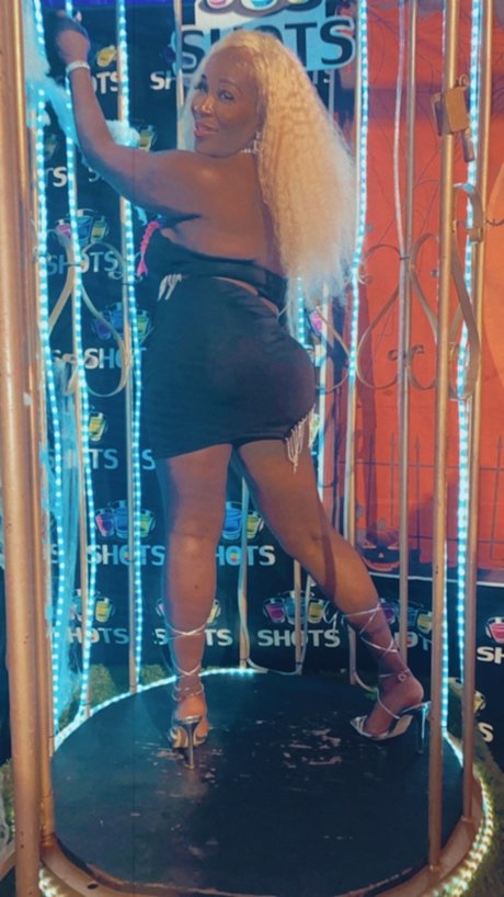 Mzj_ model top gallery