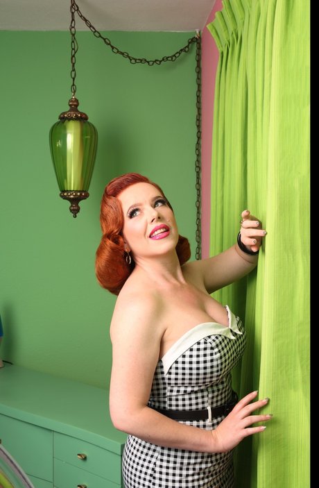 Megan Myschief model nice pictures